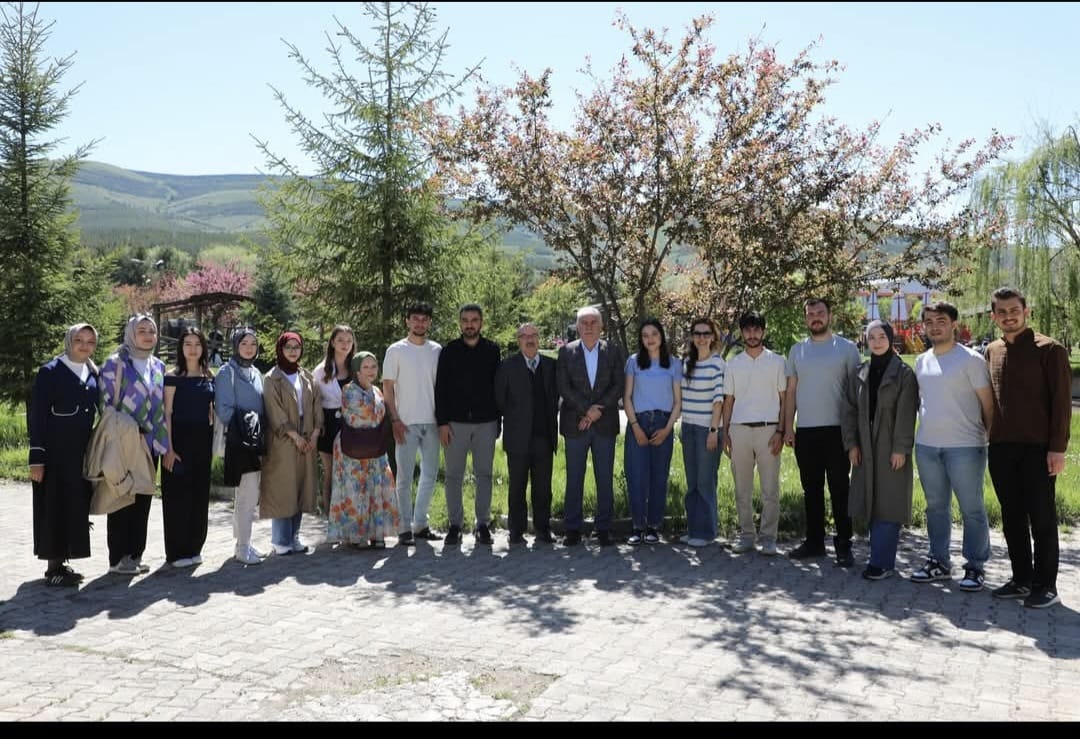 WhatsApp Image 2025-05-27 at 22.59.52